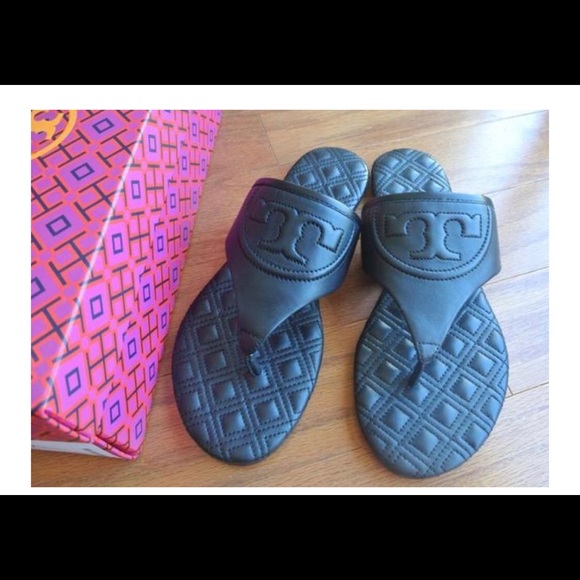 Tory Burch Black Fleming Flat Thong Leather - Picture 2 of 6